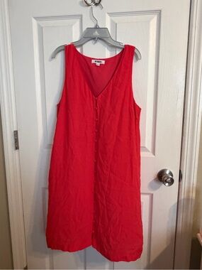 BB Dakota Vibrant Red Sleeveless Button-Front Midi Dress